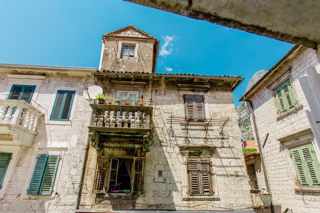 Old Town Museum Square Apartment Kotor Exterior foto