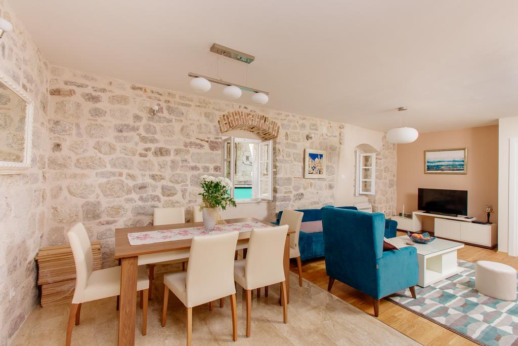 Old Town Museum Square Apartment Kotor Exterior foto
