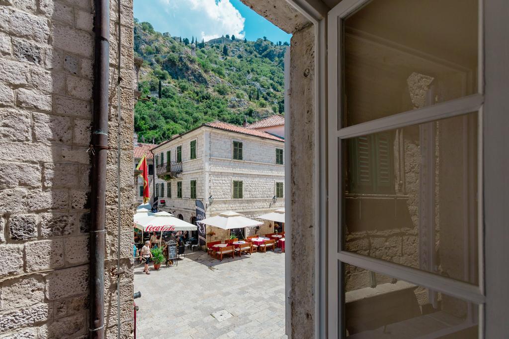 Old Town Museum Square Apartment Kotor Exterior foto